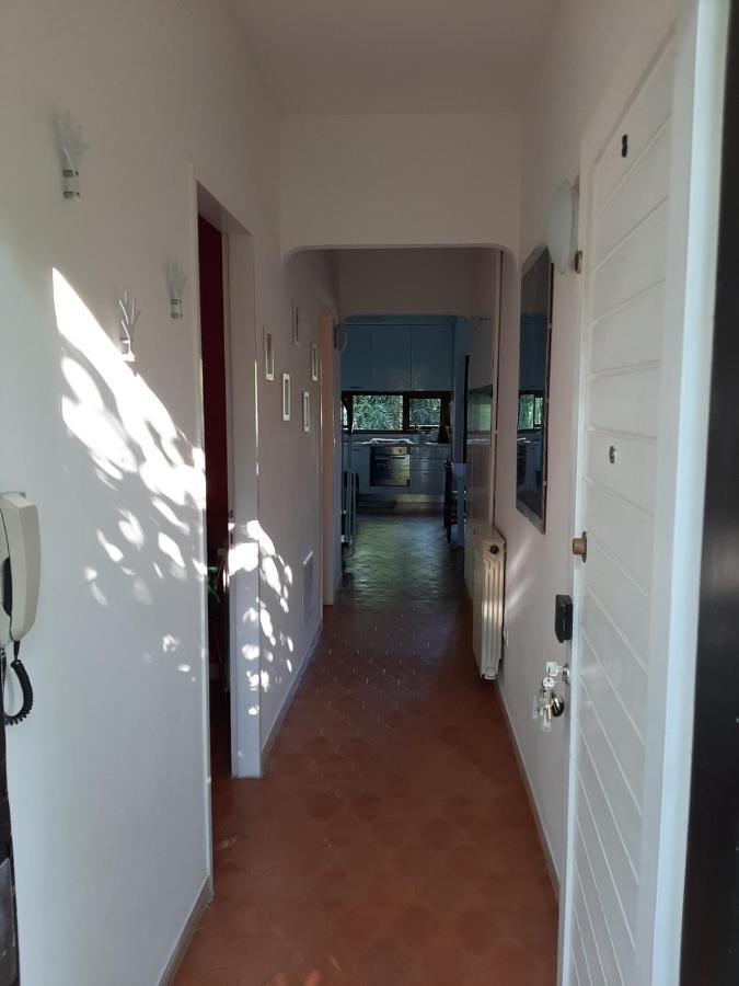Appartamento Genziana - Con Vista Piscina E Garage Sirmione Exterior foto